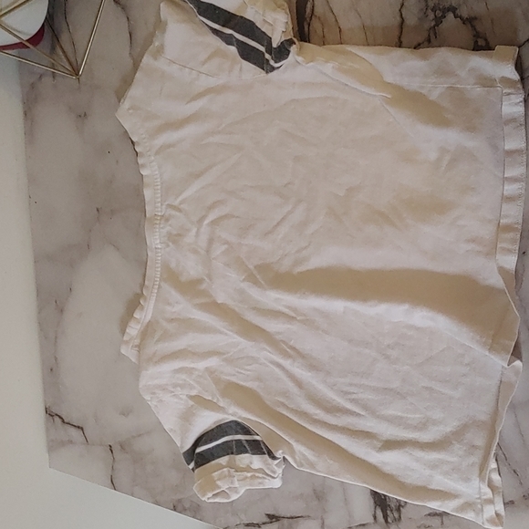 "Blessed"cropped tee - Picture 2 of 4